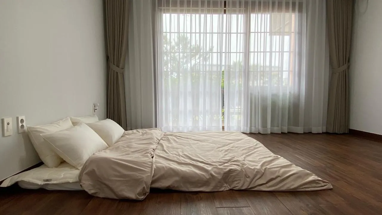 Jeju Time-Travel Pension
