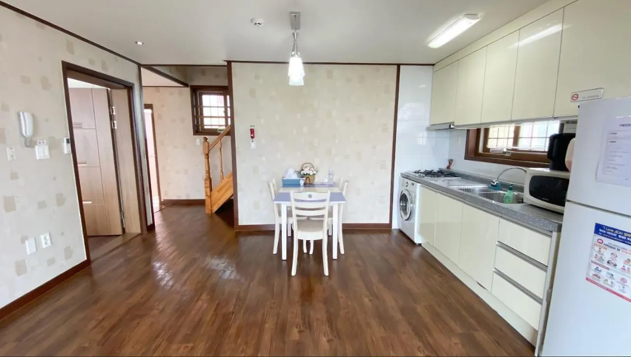 Jeju Time-Travel Pension